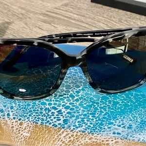 XOXO Women’s Sunglasses
